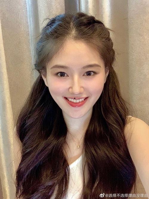 qq吃网红瓜,QQ吃瓜群众如何捕捉热门事件 第2张 qq吃网红瓜,QQ吃瓜群众如何捕捉热门事件 第2张